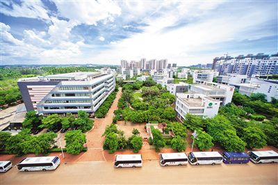 “十三五”海南老城經(jīng)濟(jì)開發(fā)區(qū)將重點加快新興產(chǎn)業(yè)發(fā)展