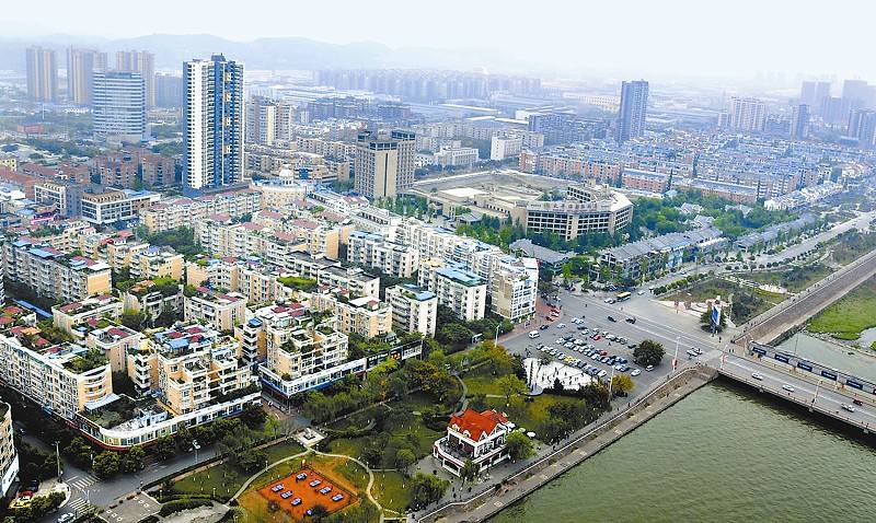 直指千億　從新能源趨勢(shì)看德陽(yáng)開(kāi)發(fā)區(qū)“2.5產(chǎn)業(yè)”