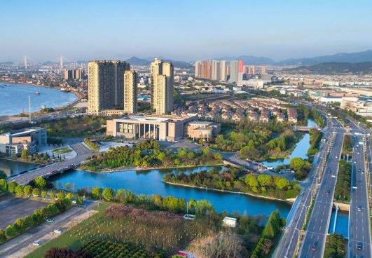 載體建設(shè)，“強(qiáng)實(shí)體”期待崛起“強(qiáng)平臺”