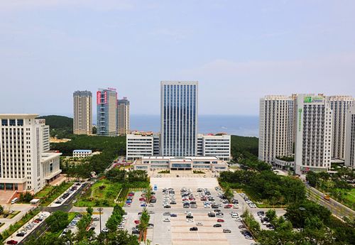 威?；鹁娓咝聟^“雙創”示范基地煉成記