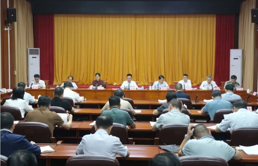 百色市召開(kāi)創(chuàng)建國(guó)家高新區(qū)規(guī)劃專(zhuān)題研究會(huì)