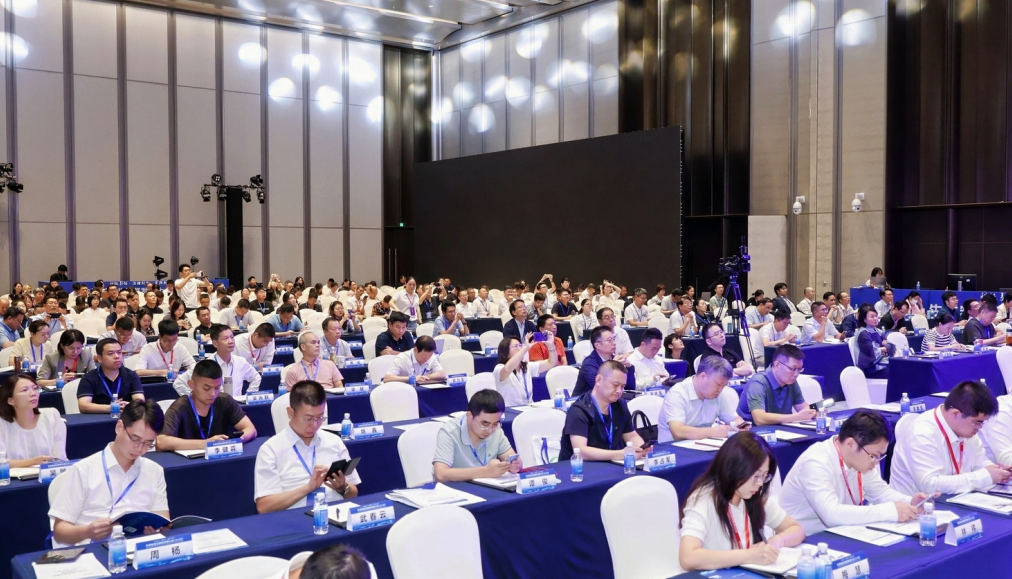 我院受邀參加2025先進制造業(yè)集群發(fā)展大會，與50人論壇專家共話世界級集群新未來